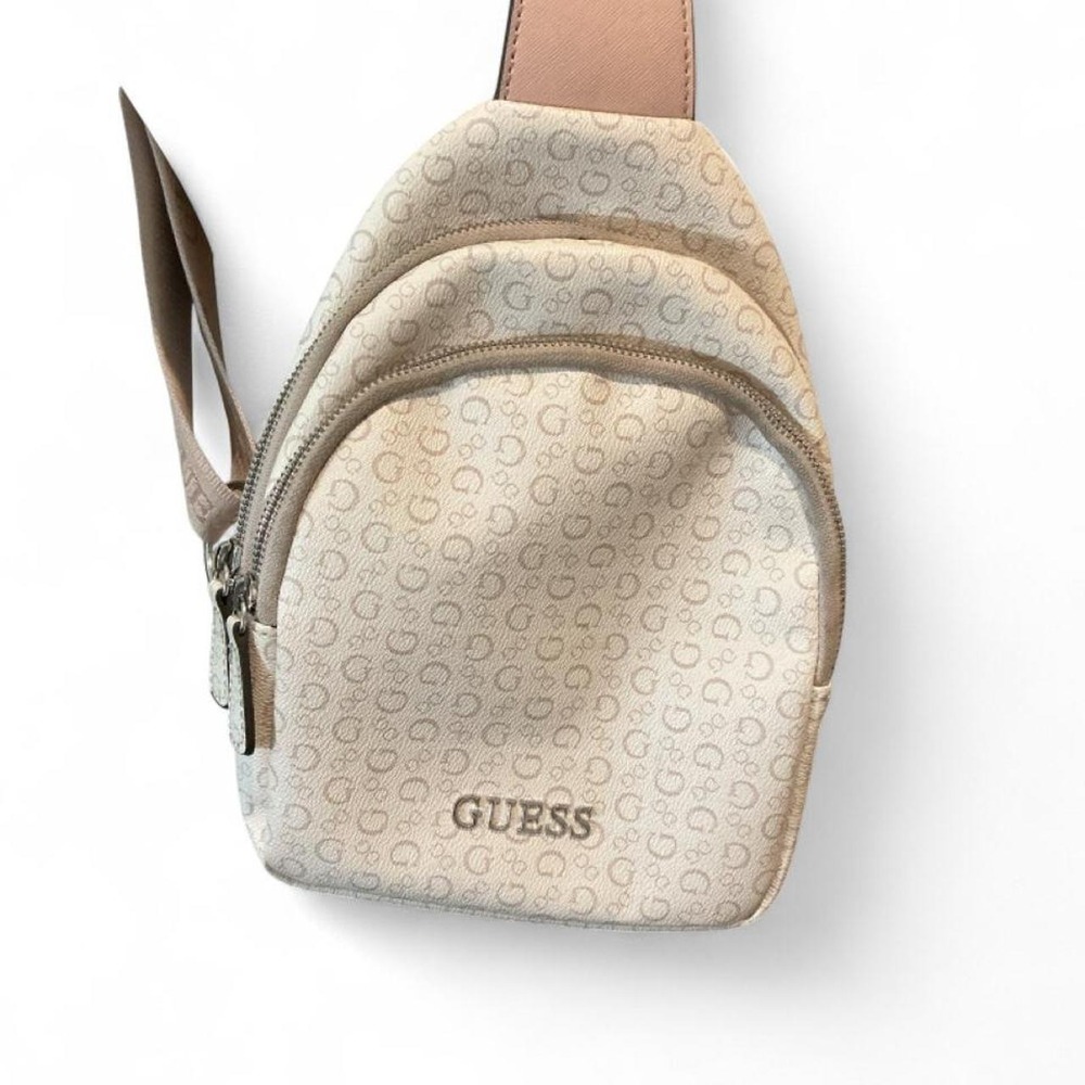 GUESS Sling Backpack‎ Womens Small Cream Monogram Logo Excellent Crossbody